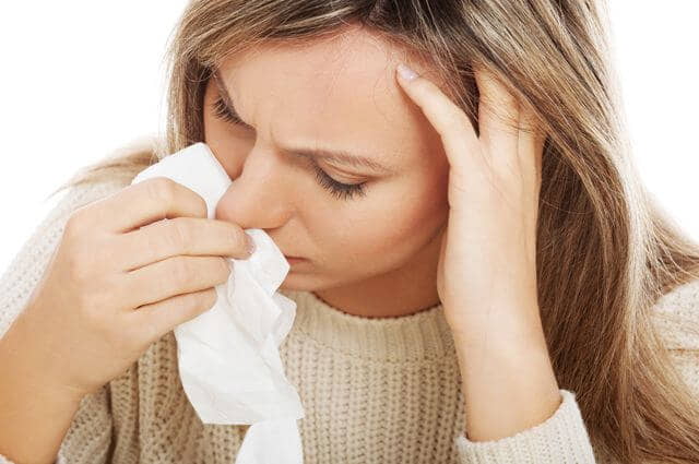 Как остановить кровь из носа: причины носового кровотечения - Здравица